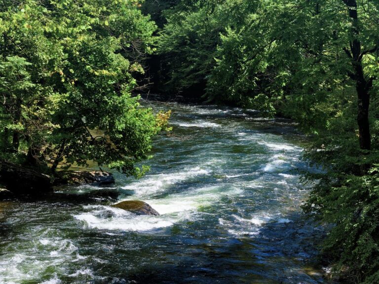 Rapids on the Nantahala River for Kayaking in North Carolina